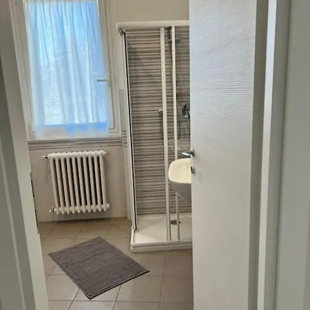 Como-svizzera La Casa Di Betty Lurate Caccivio